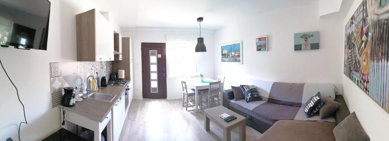 Dadule Apartments Podstrana Kültér fotó