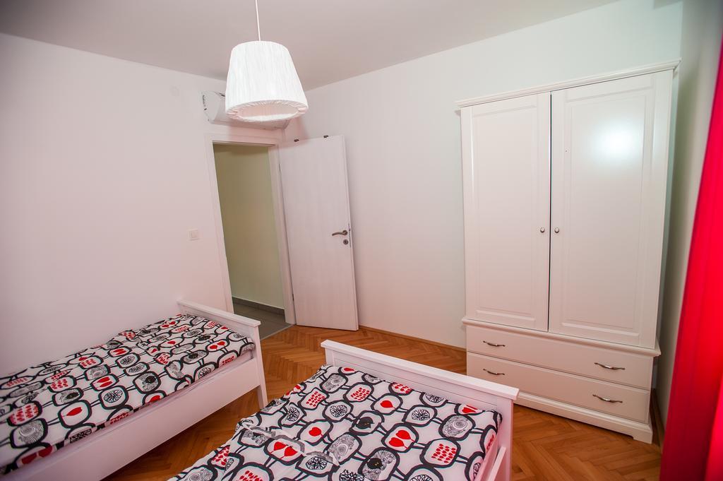 Dadule Apartments Podstrana Kültér fotó