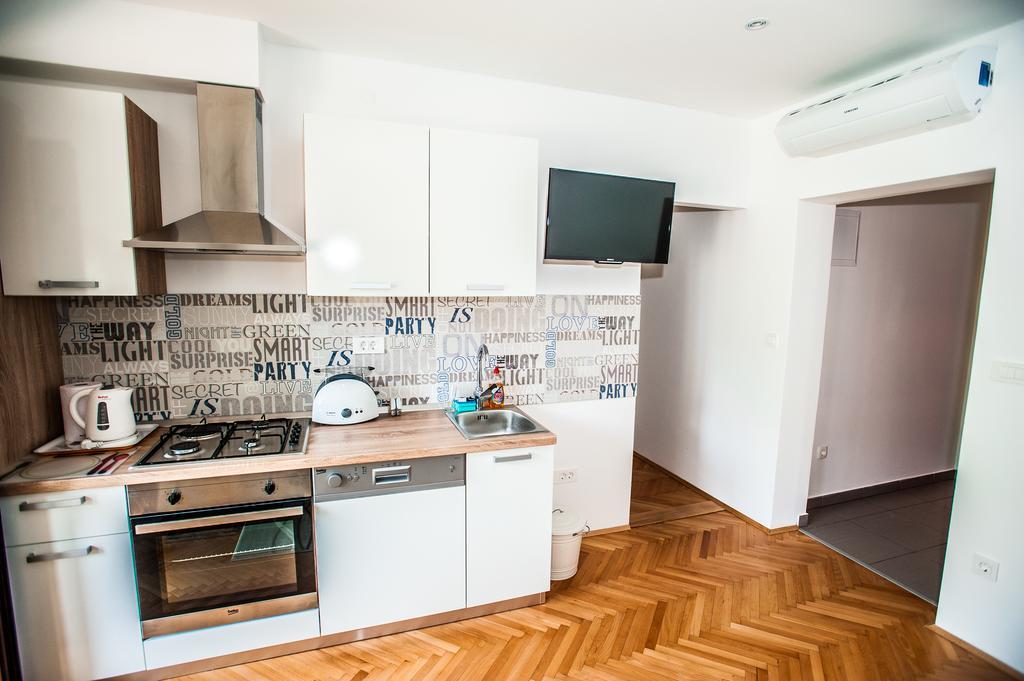 Dadule Apartments Podstrana Kültér fotó