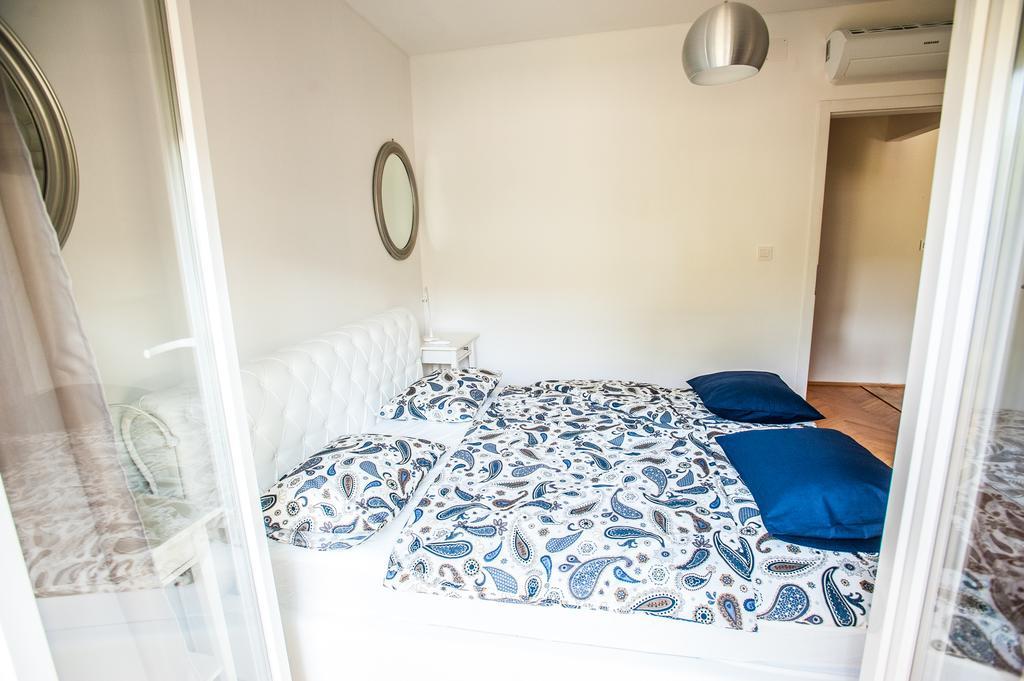Dadule Apartments Podstrana Kültér fotó